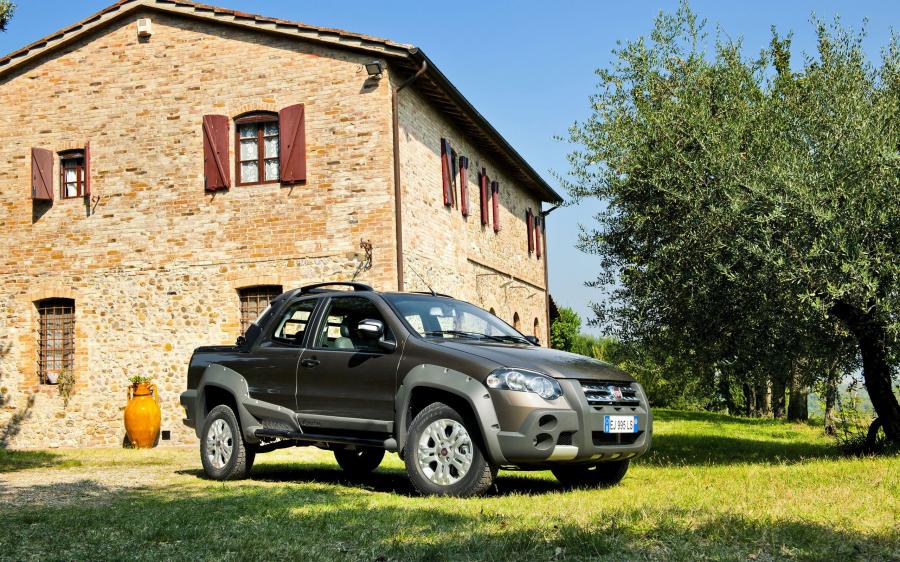  Fiat Strada Adventure 2012 года  (фото 5 из 10)